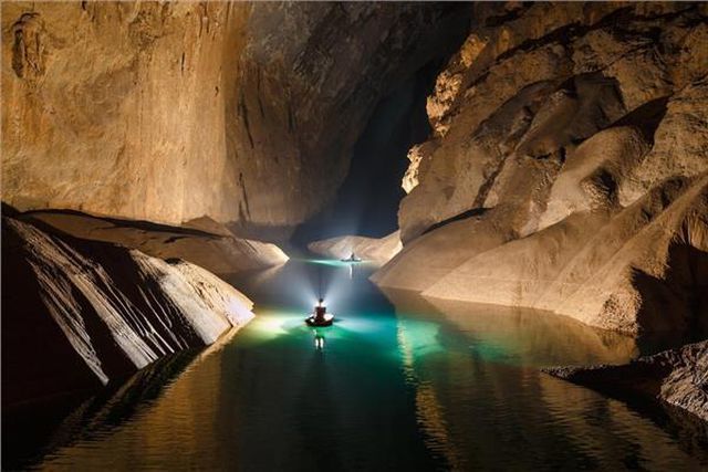 Những phát hiện mới nhất về sông ngầm kỳ bí dưới hang Sơn Đoòng
