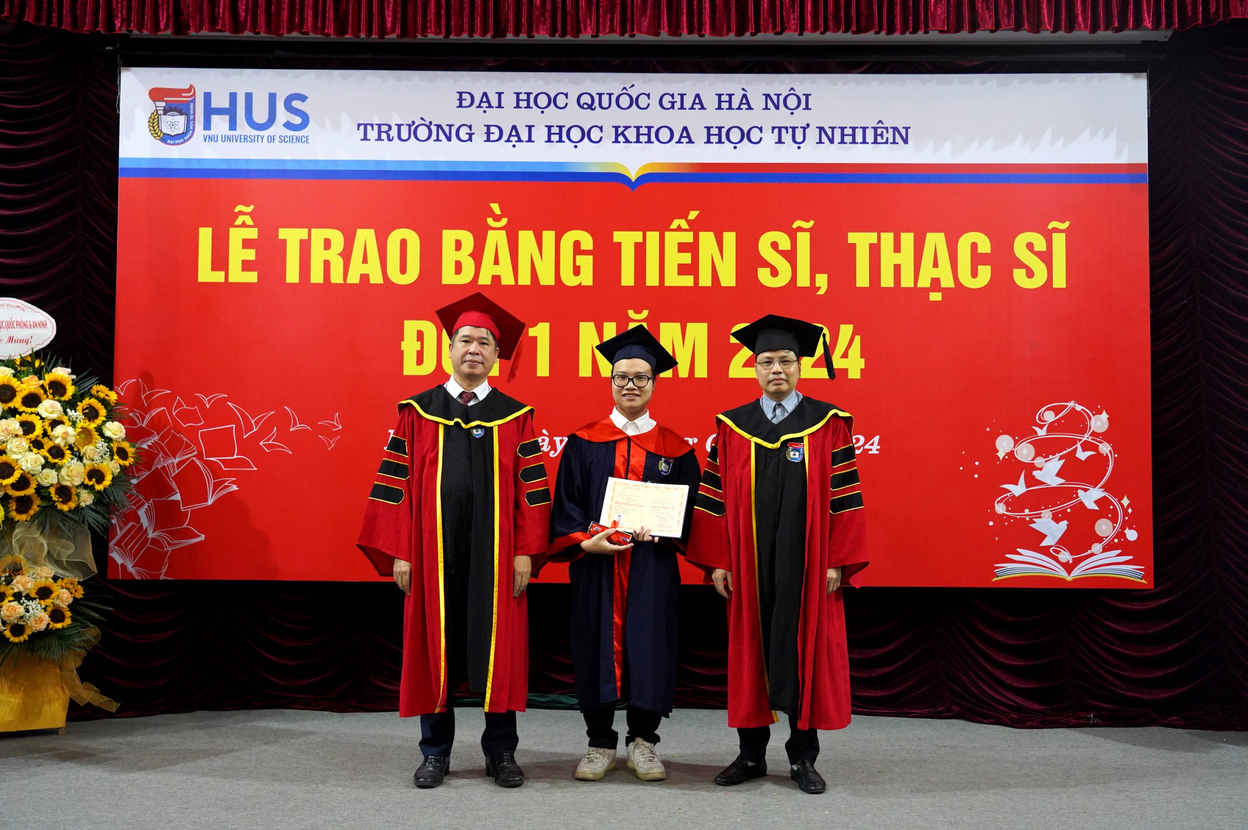 Trao bằng Thạc sĩ đợt 1 năm 2024